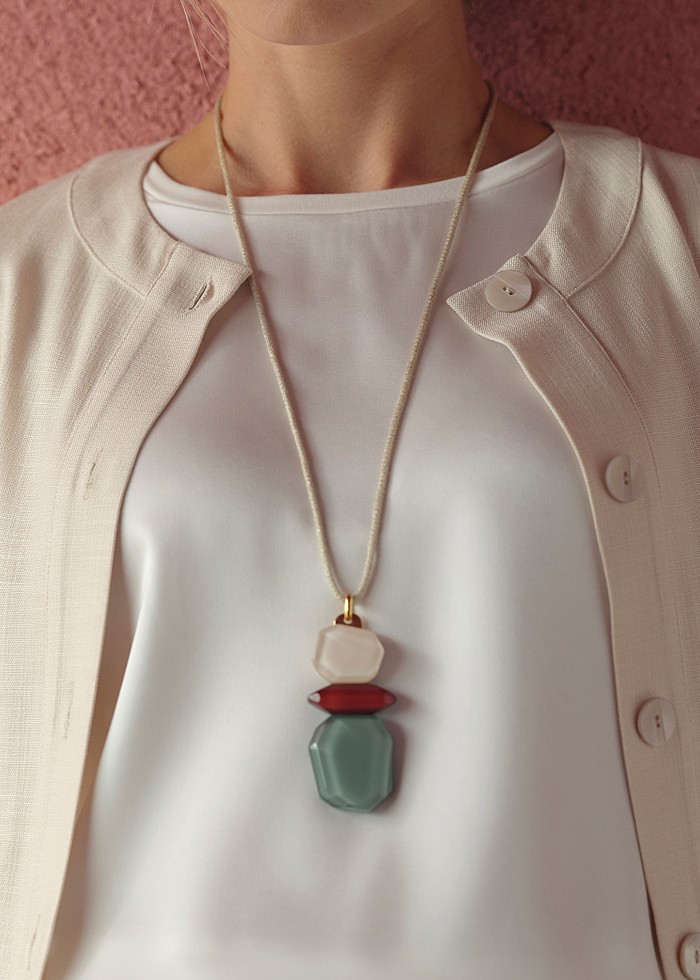 F AMENTI 000 1002 01